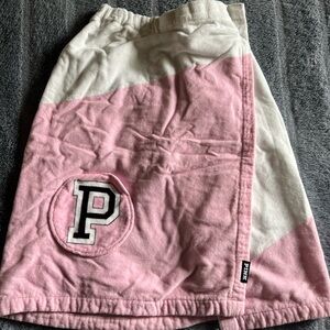 PINK Victoria's Secret Pink & White Velcro Towel